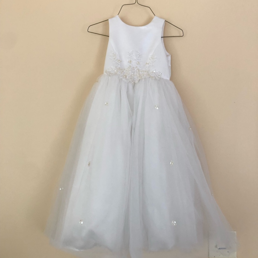 Lilacs and Pearls Girl’s Tulle Formal Special Occassion Dress, size 6